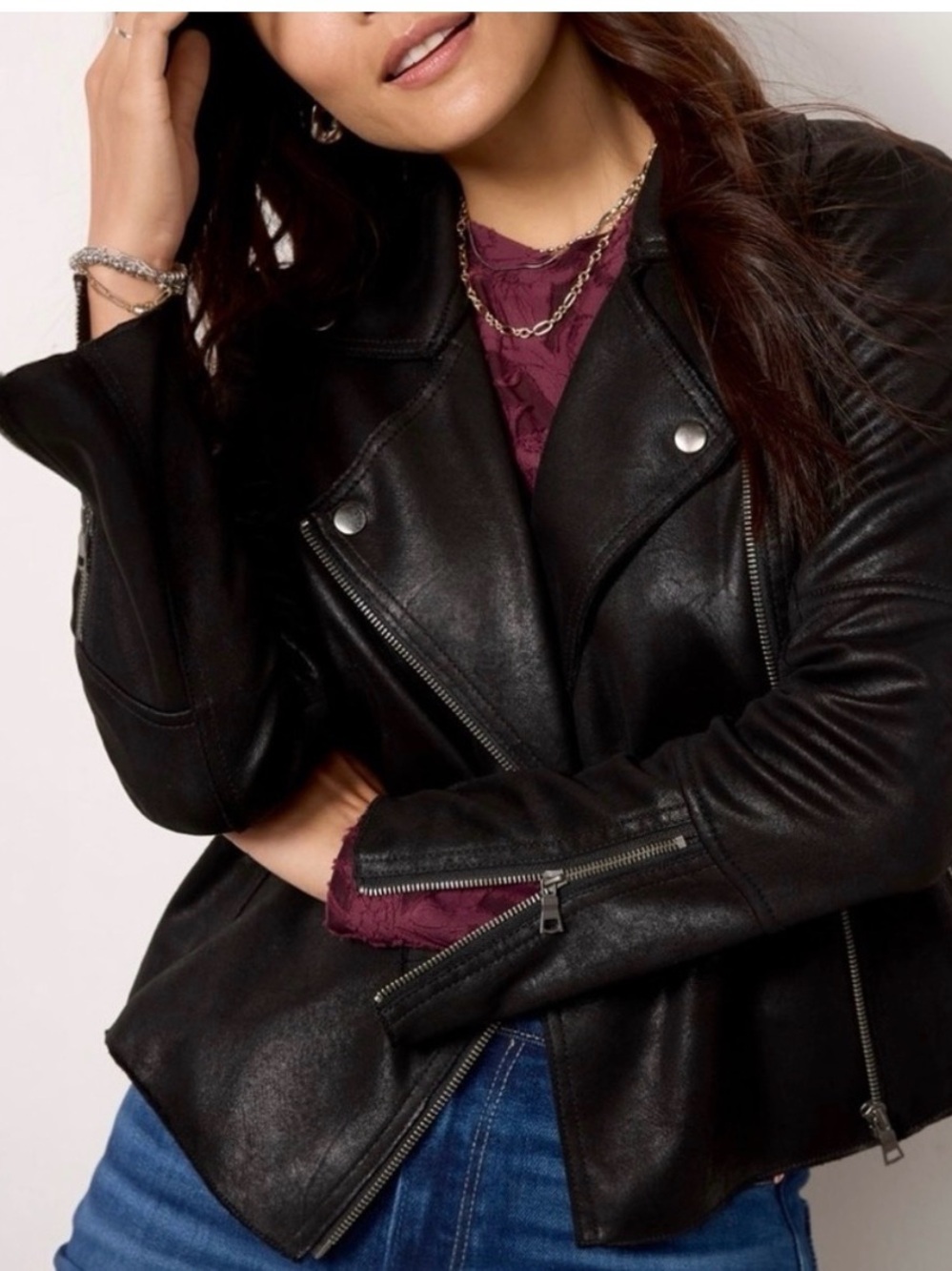 Evereve cropped Marren Black Faux Leather Moto Jacket